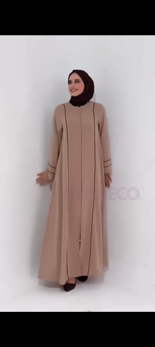 Front-Open Zipper Abaya with Piping Detail
