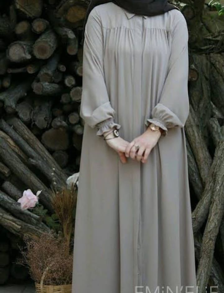 Soft Grey Front-Pleated Modest Abaya